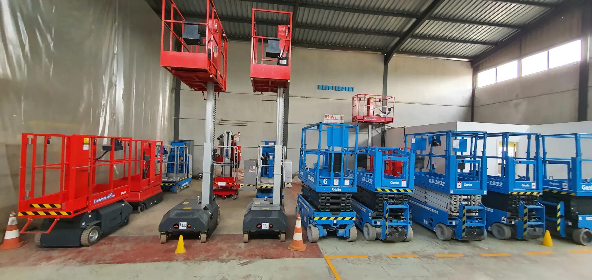 Gama de plataformas eléctricas y unipersonales en venta